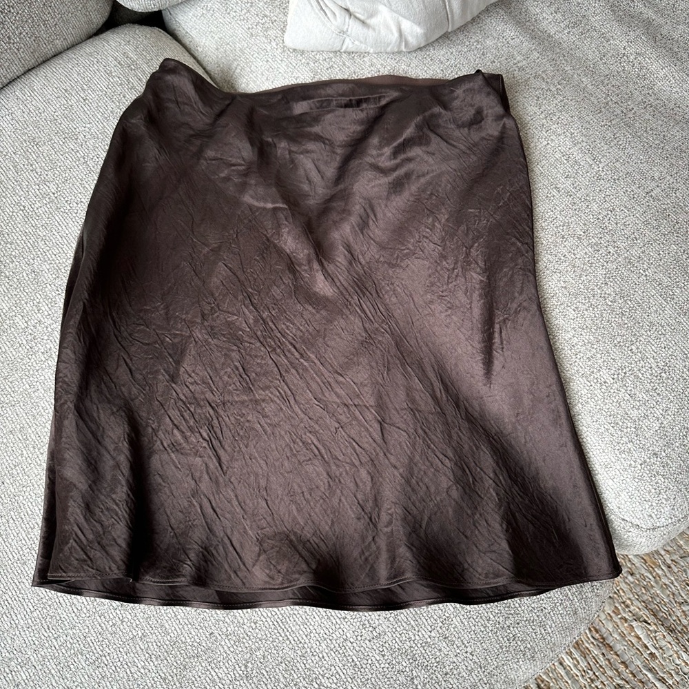 Aritzia Babaton Skirt